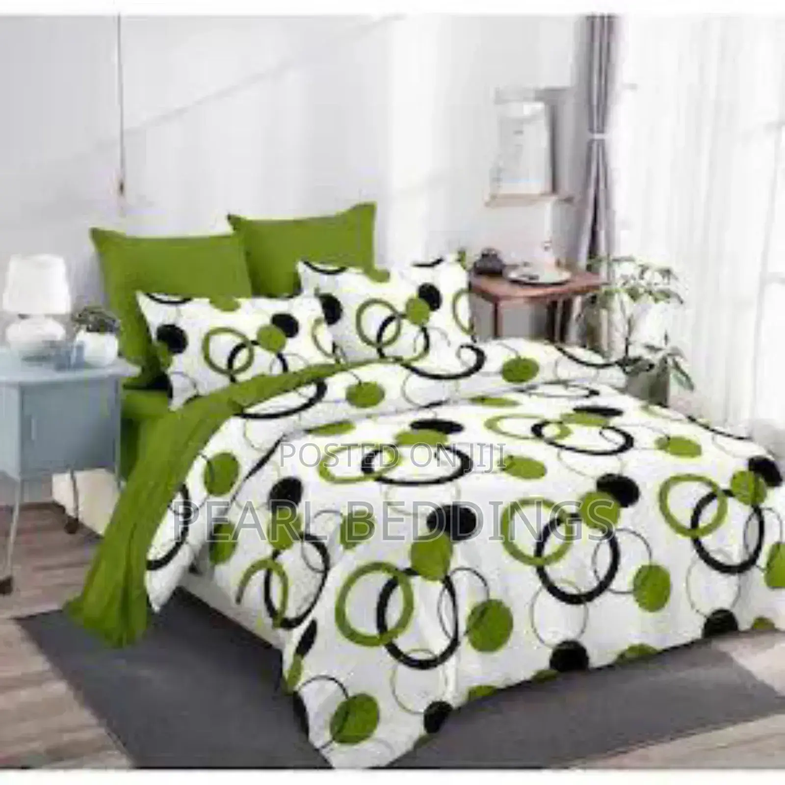 6pcs Bedding Set Available in Different Colors and Designs