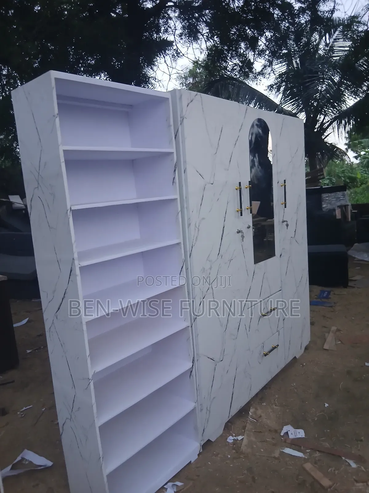 Quality Wardrobe With Shoe Rack