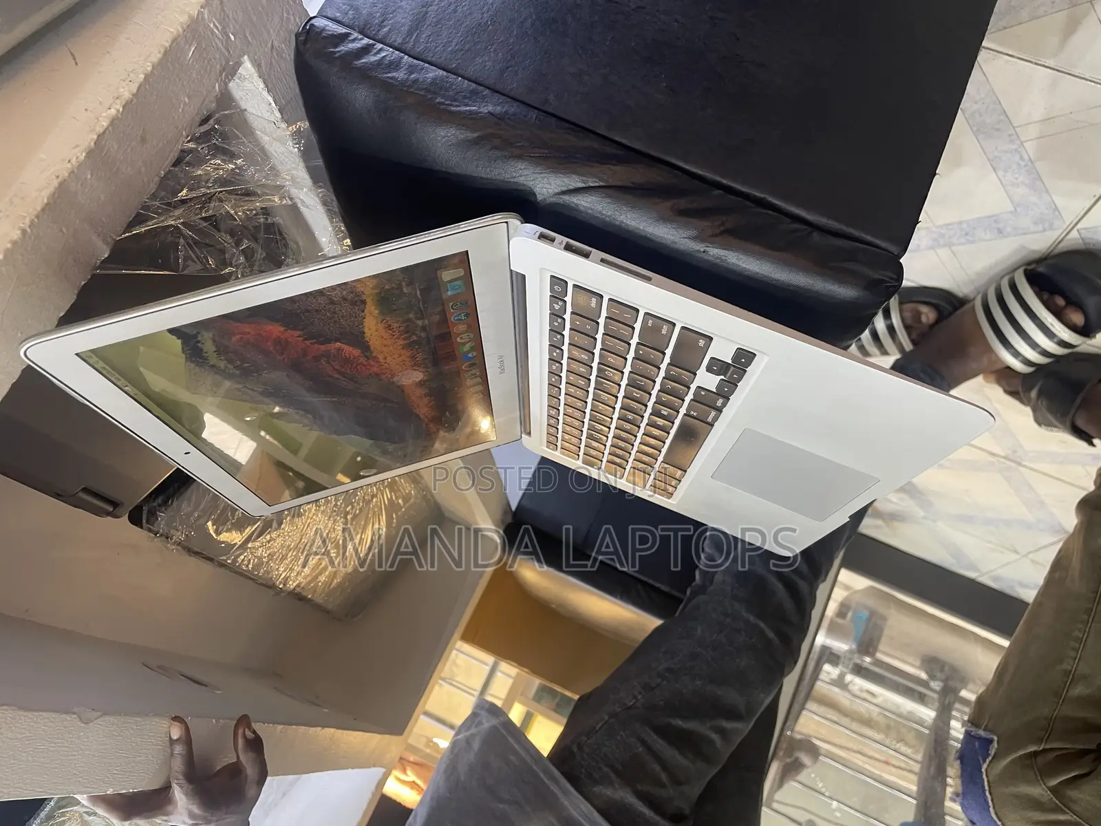 New Laptop Apple MacBook 2012 4GB Intel SSD 128GB