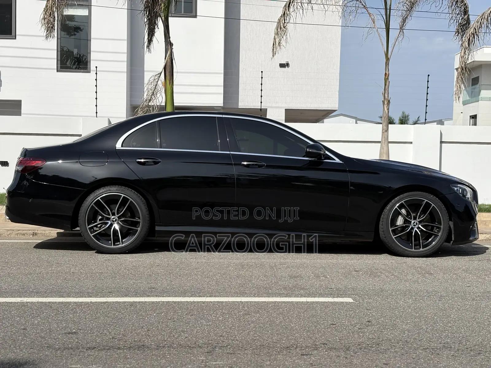 Mercedes-Benz E350 2020 Black