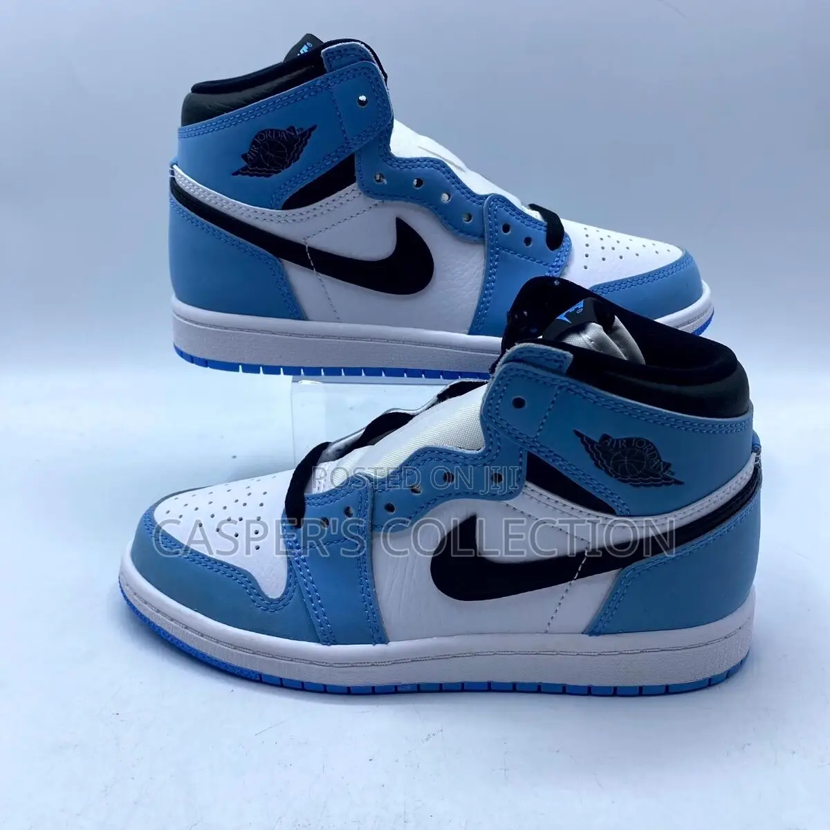 Nike Air Jordan 1 Retro High Og University Blue