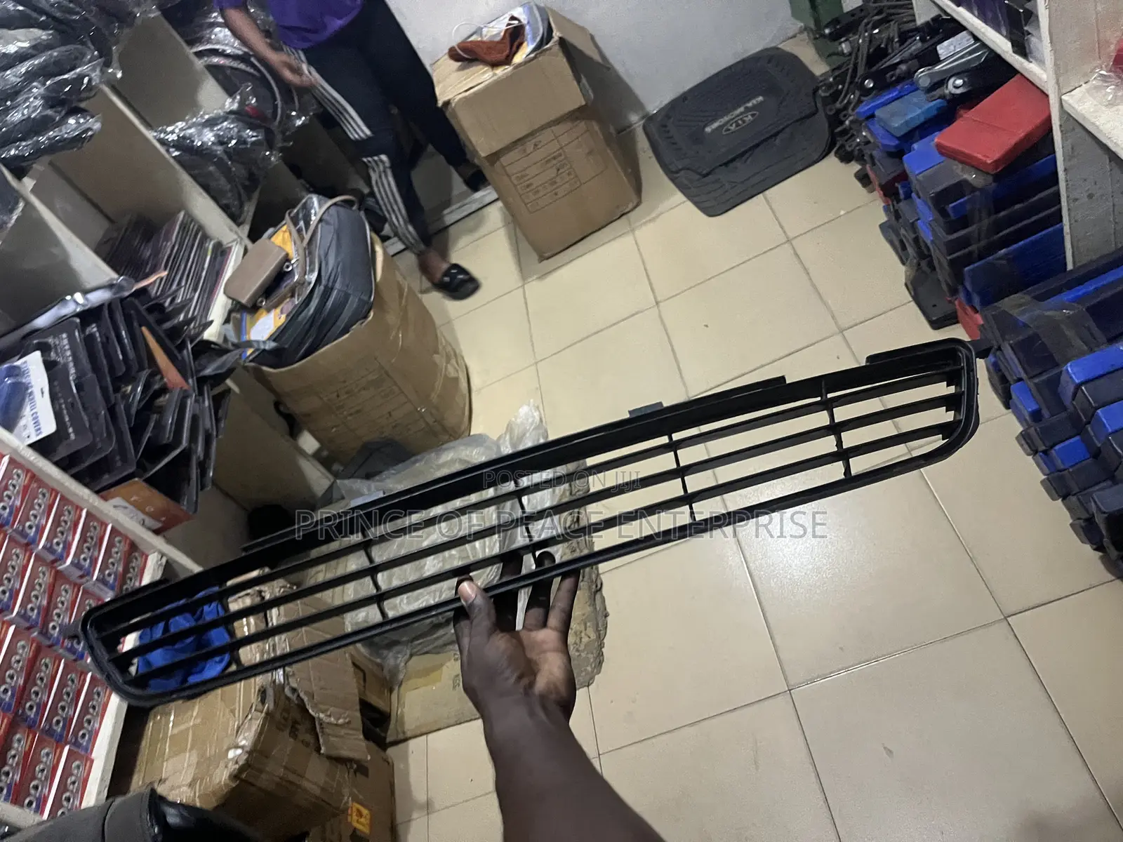 Toyota Corolla 2009 2010 Front Bumper Down Grille