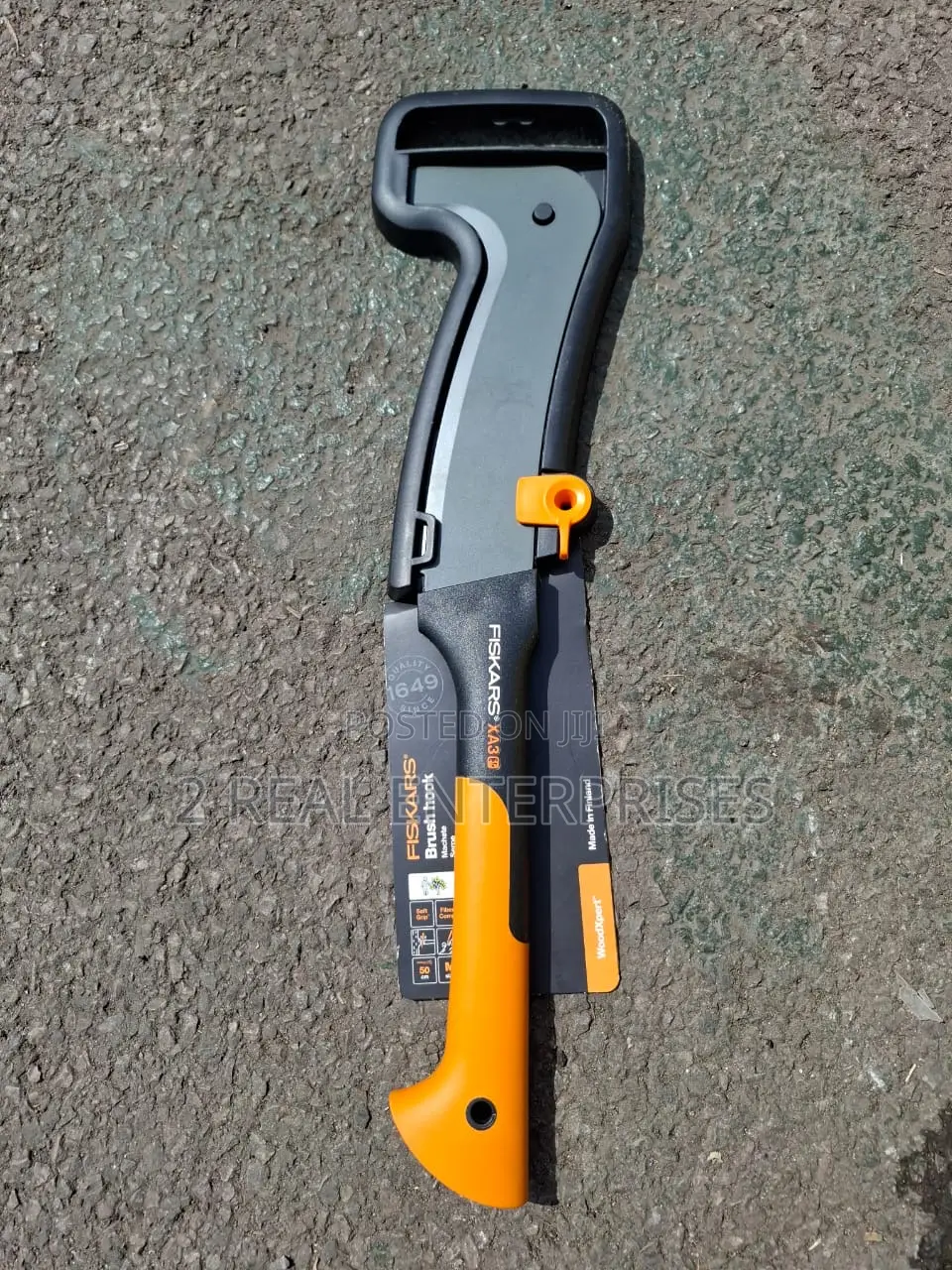 Fiskars Brush Hook Machete