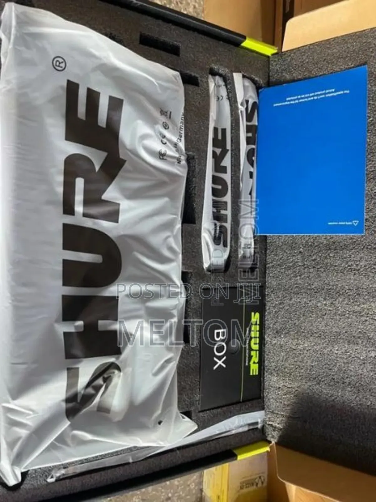 Shure Axt6300 2in1 Wireless Microphone