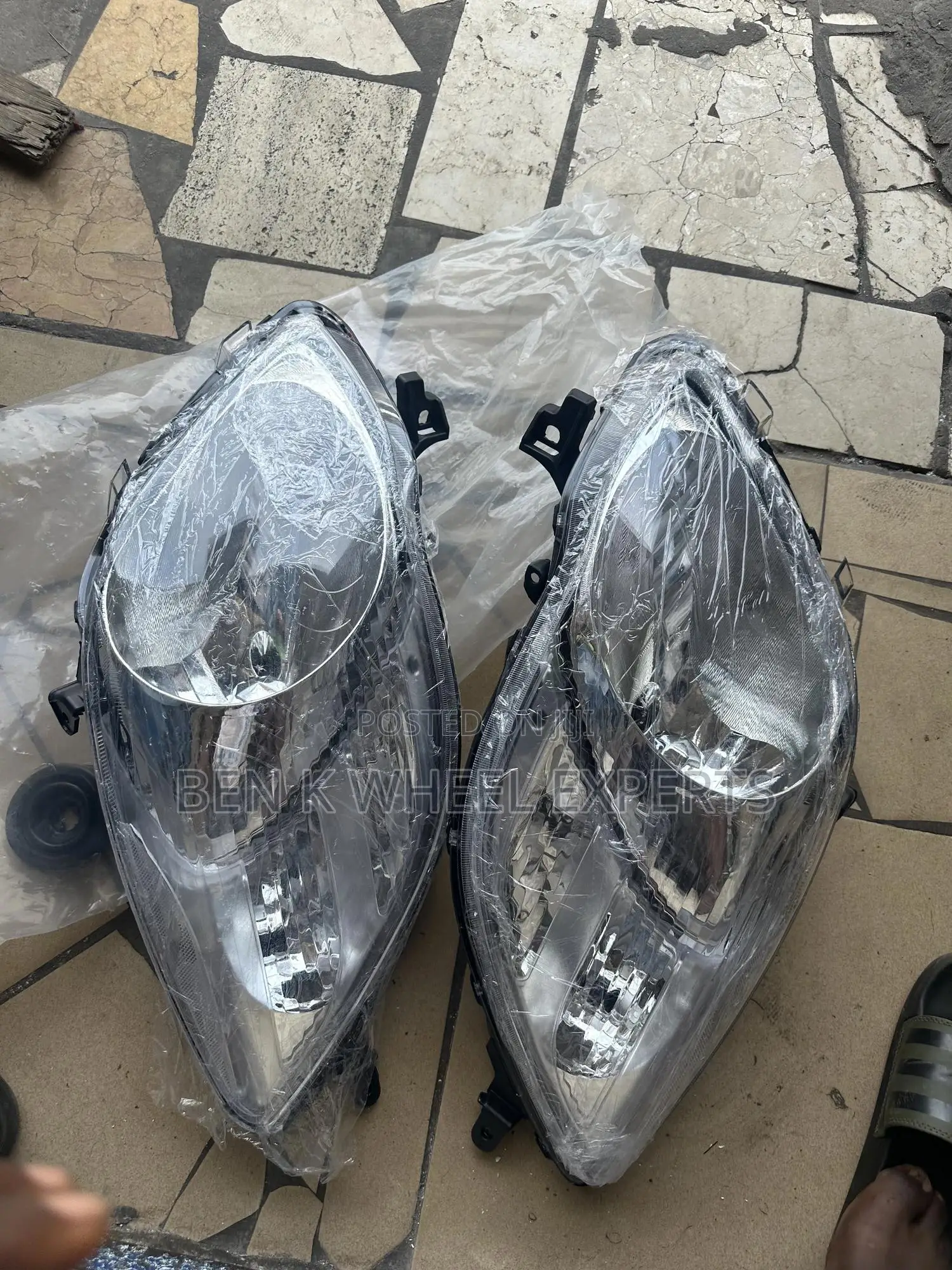 Toyota Vitz 2009-2010 Headlight New