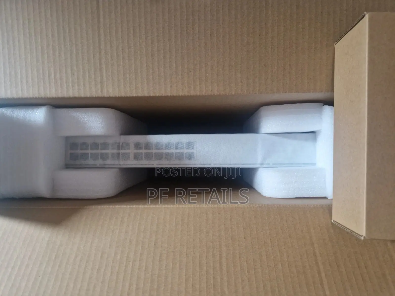 Ubiquiti Unifi 24-Port Poe Gigabit Switch
