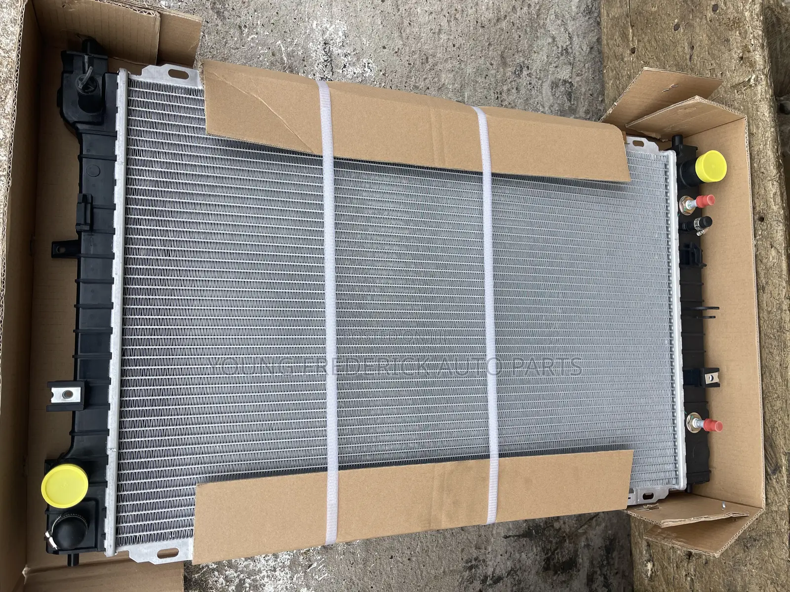 Ford Escape/Madza Tribute Radiator
