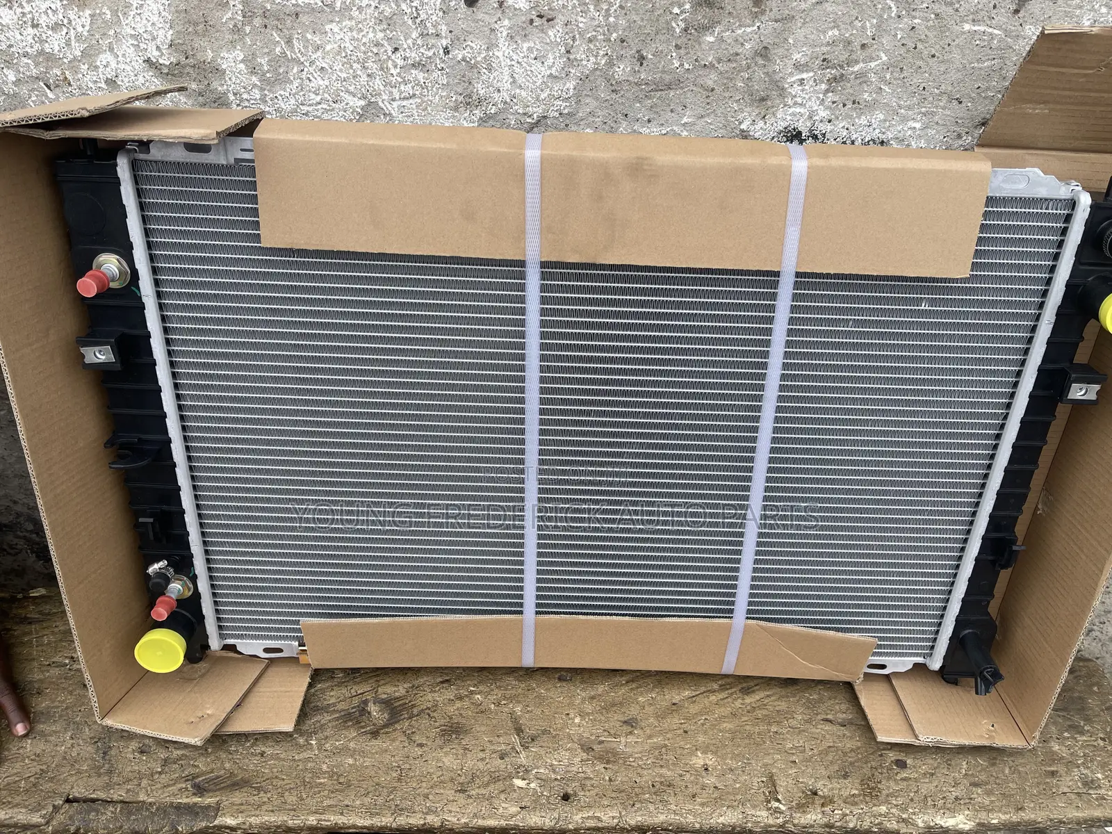 Ford Escape/Madza Tribute Radiator