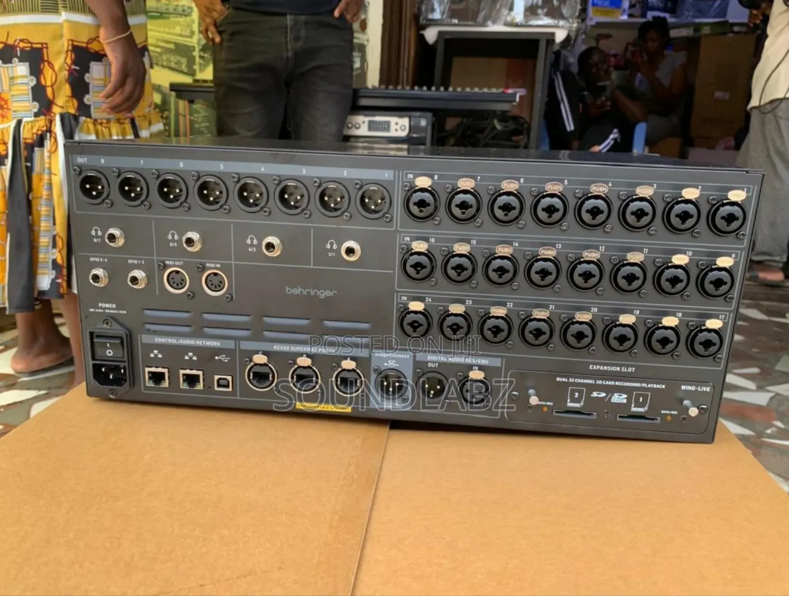 Behringer Wing Rack