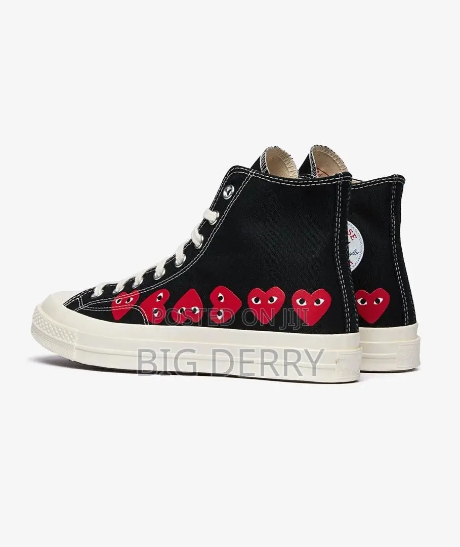 Play Converse CDG