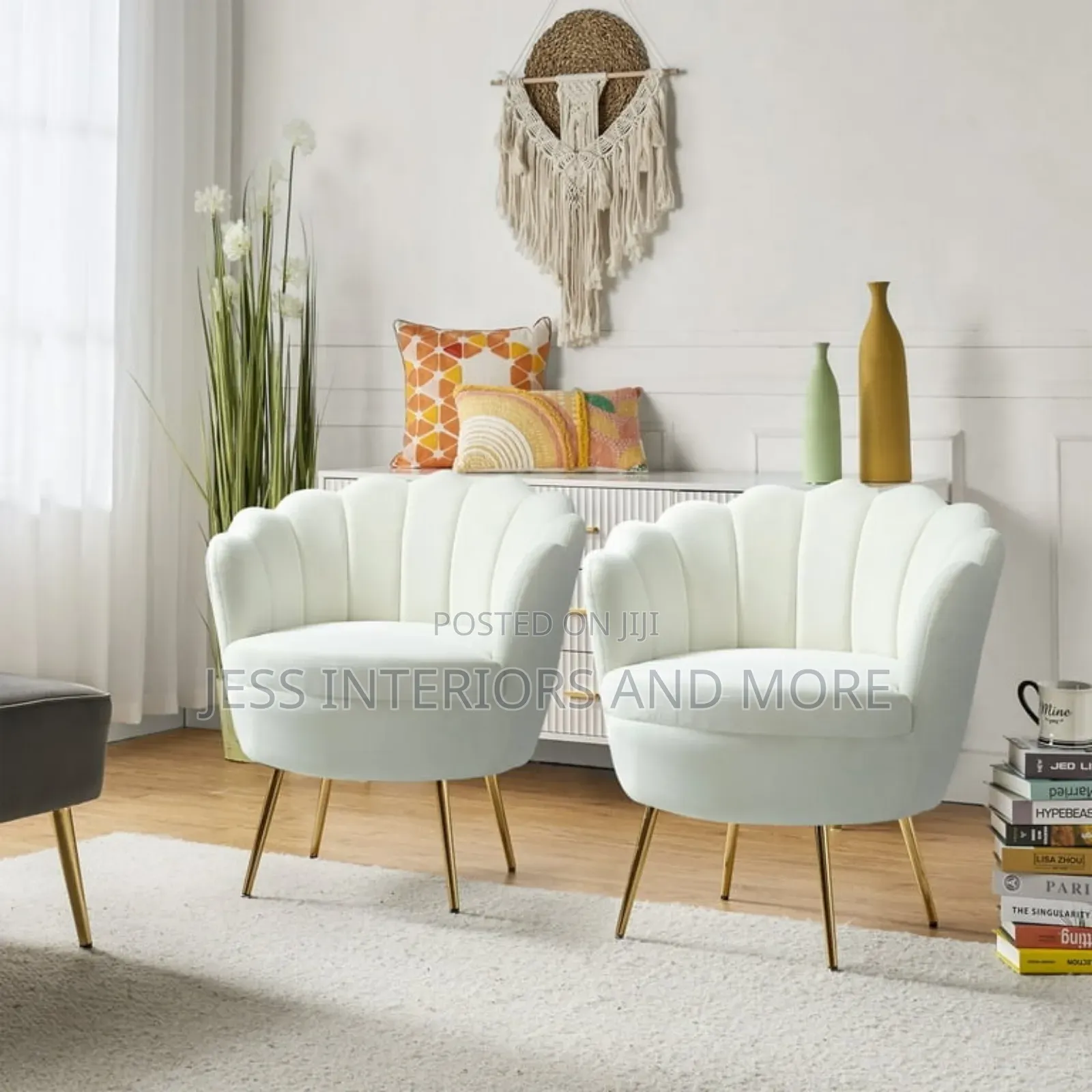 Accent Chair (Shell -Shaped) White