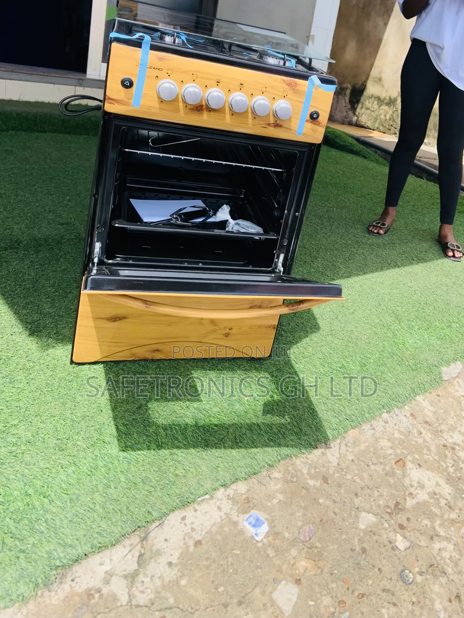 Perfect Grey 50x50 4 Gas Light Wooden Oven Cooker