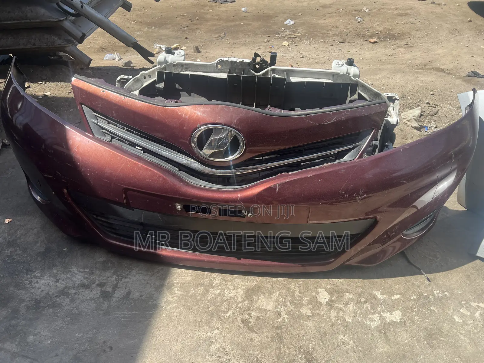 Toyota Vitz 2012 Frontcut