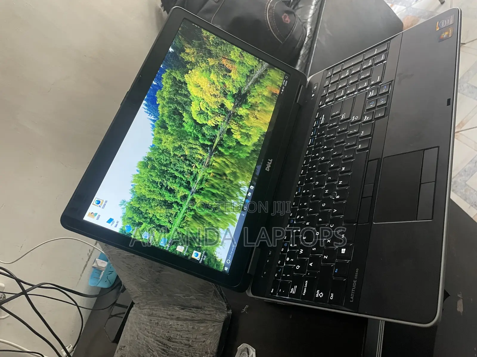 New Laptop Dell Inspiron 15 12GB Intel Core I7 SSD 256GB