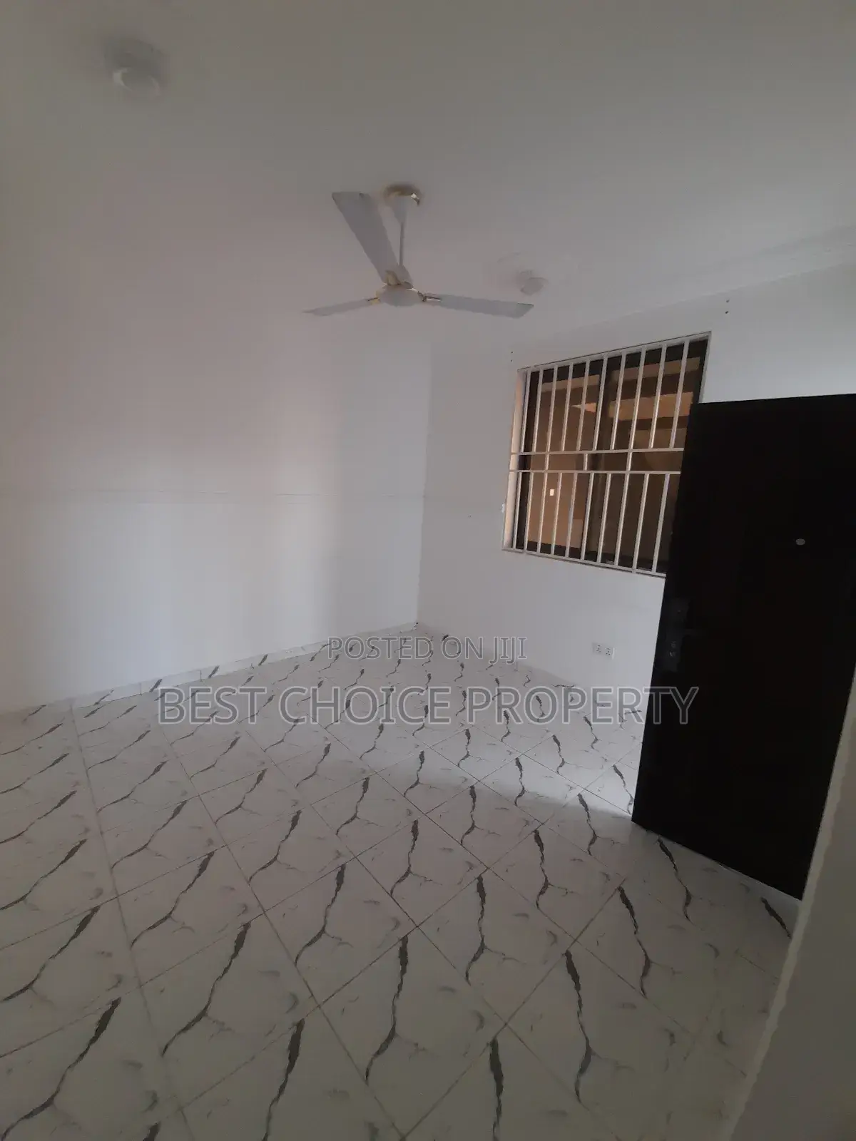 1bdrm Apartment in Adenta, Housing Down for rent