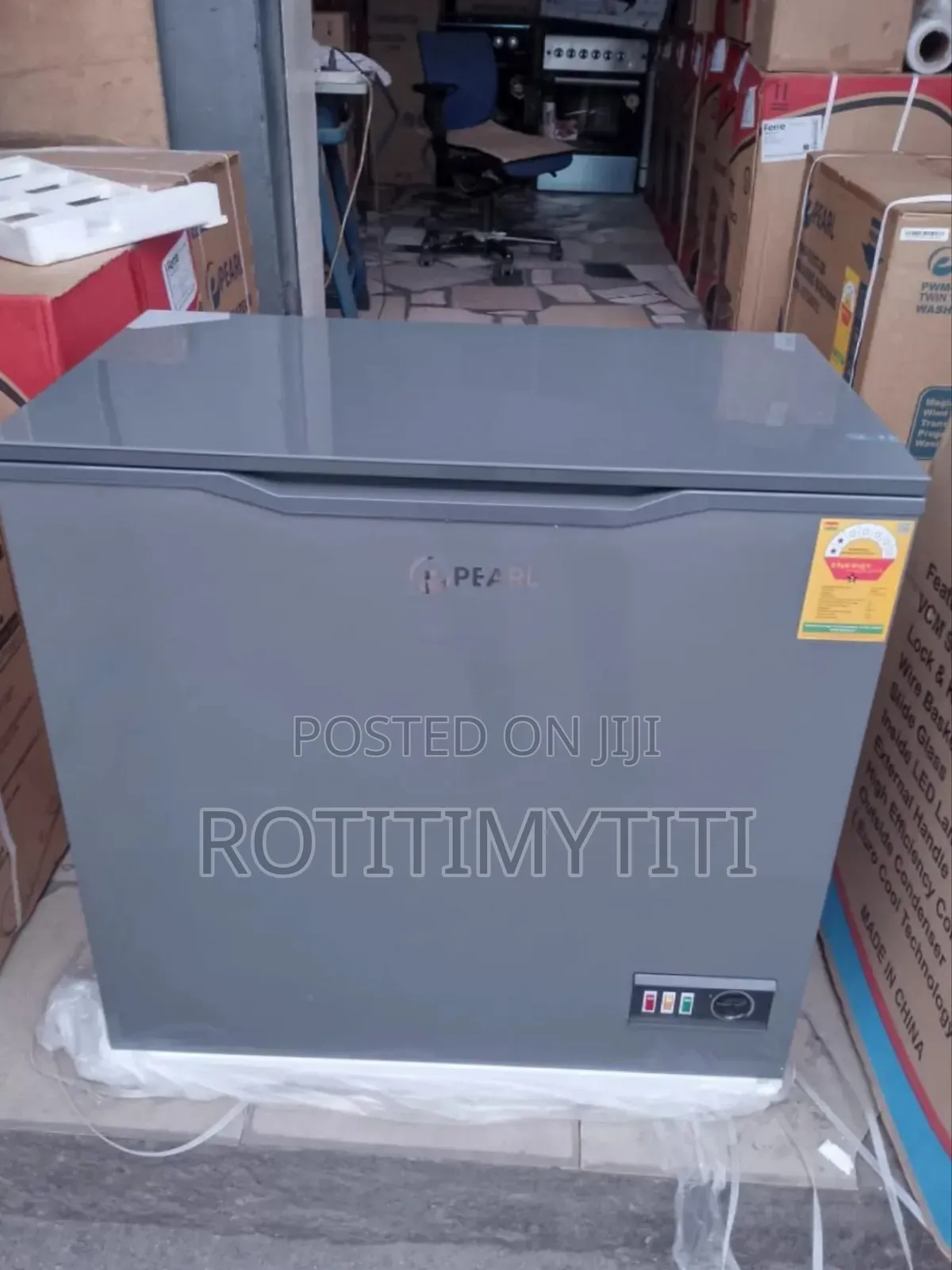 Hold on Tight Pearl 188liters Chest Freezer