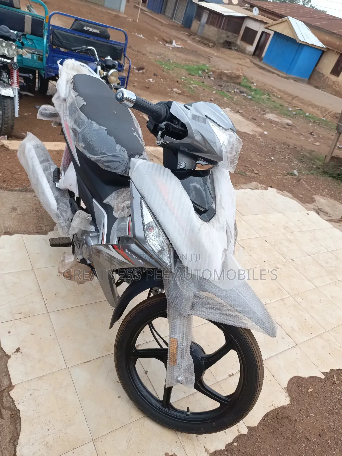 New Motorcycle 2025 Gray