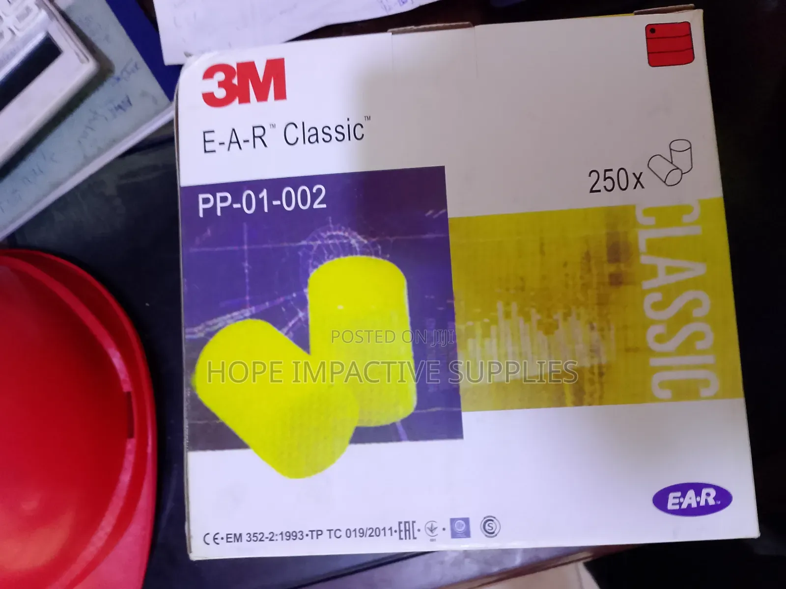 3m Classic Earplugs.