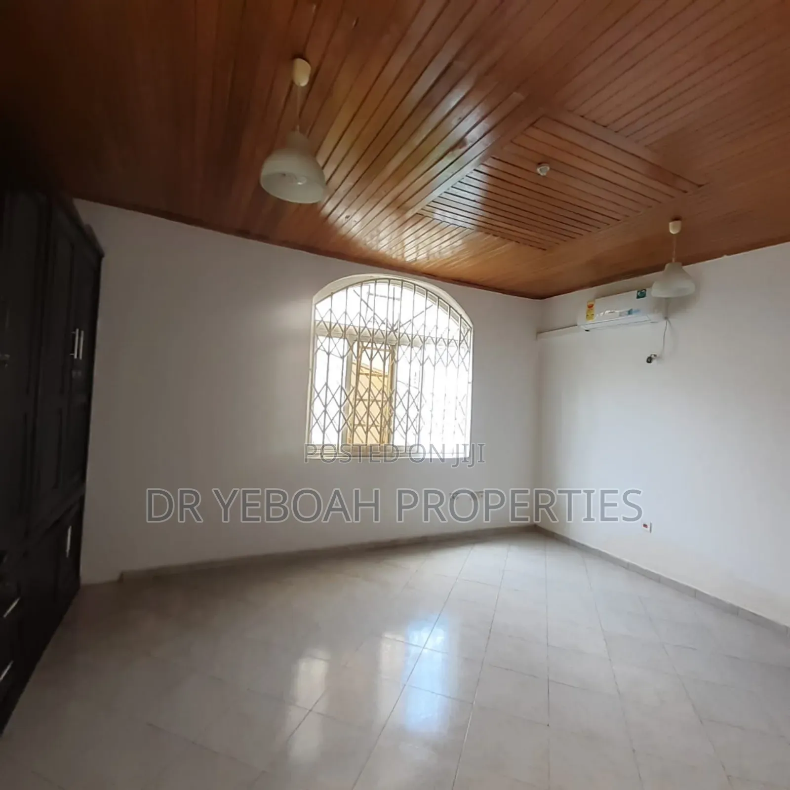 6bdrm Maisonette in Spintex:- 6 Bedrooms for rent