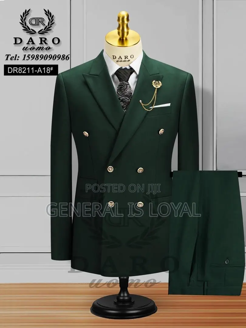 Daro Double Breasted Suit