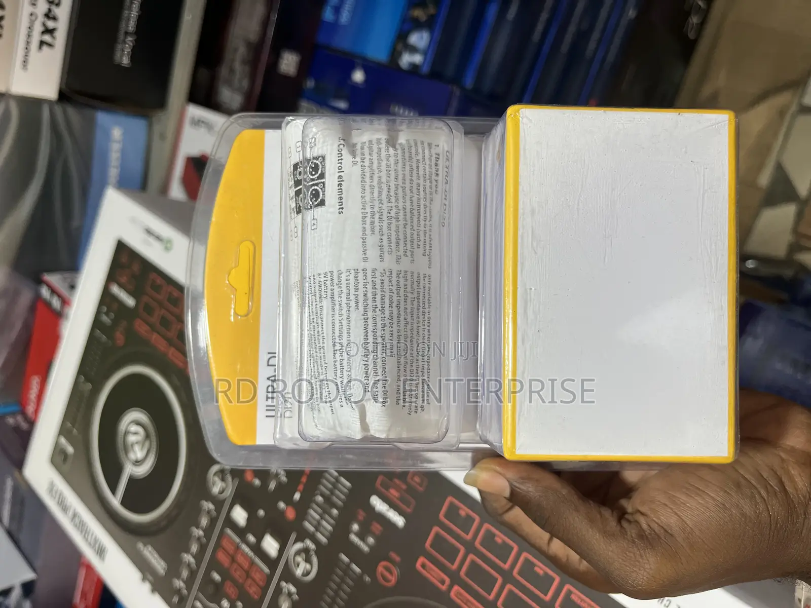 Behringer Ultra Di D120