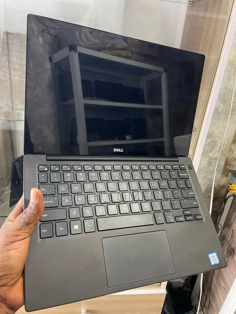 Laptop Dell XPS 13 (9360) 16GB Intel Core I7 SSD 256GB