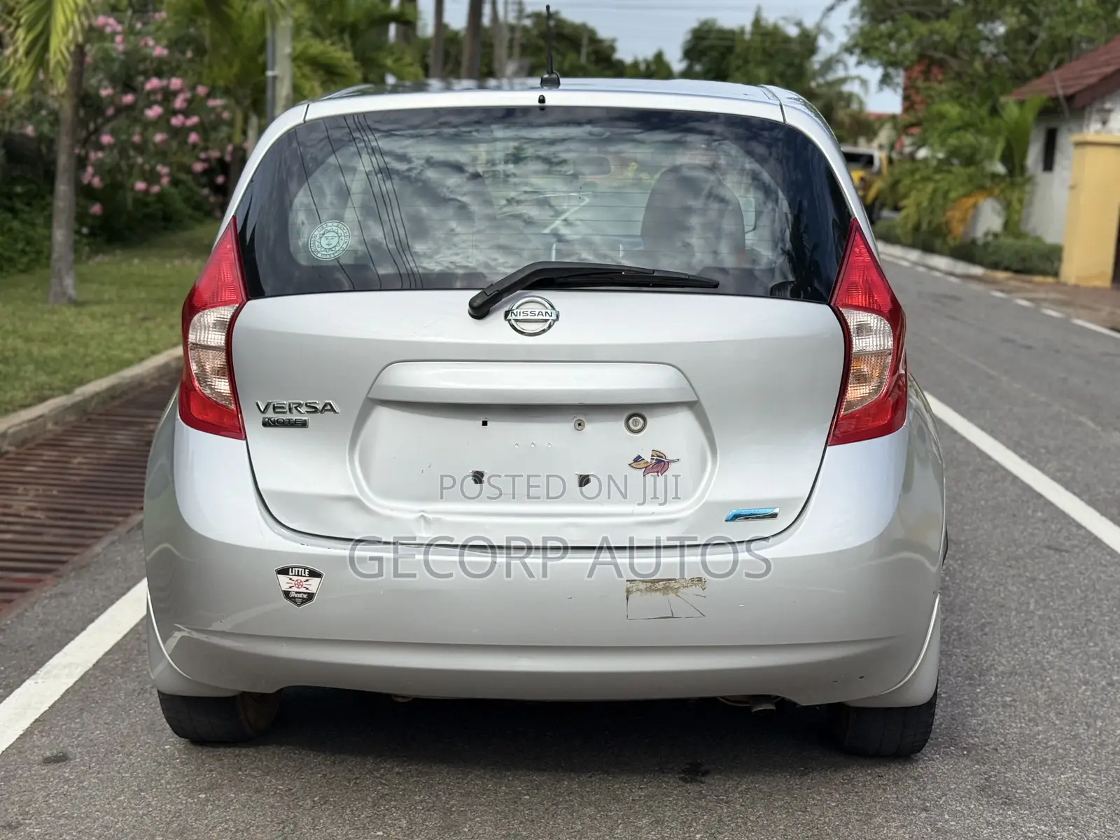 Nissan Versa 1.6 S 4dr Sedan (1.6L 4cyl 5M) 2014 Silver