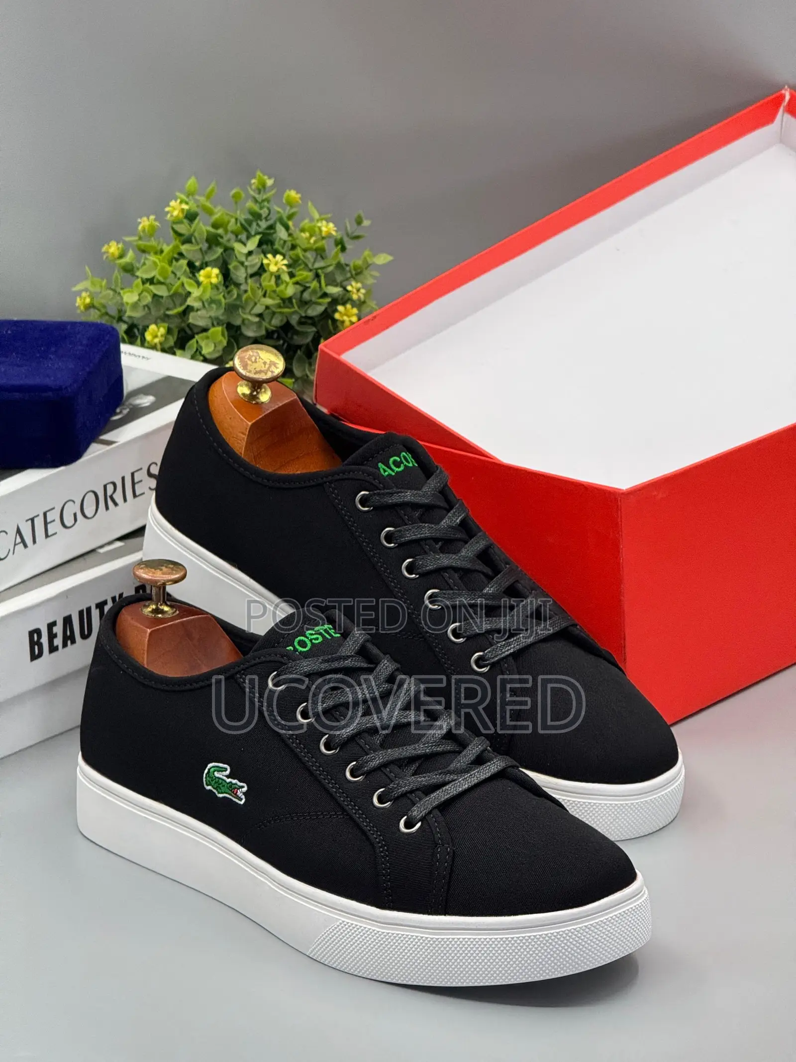 Lacoste Men’S Leron Tri 1 Walking Shoe