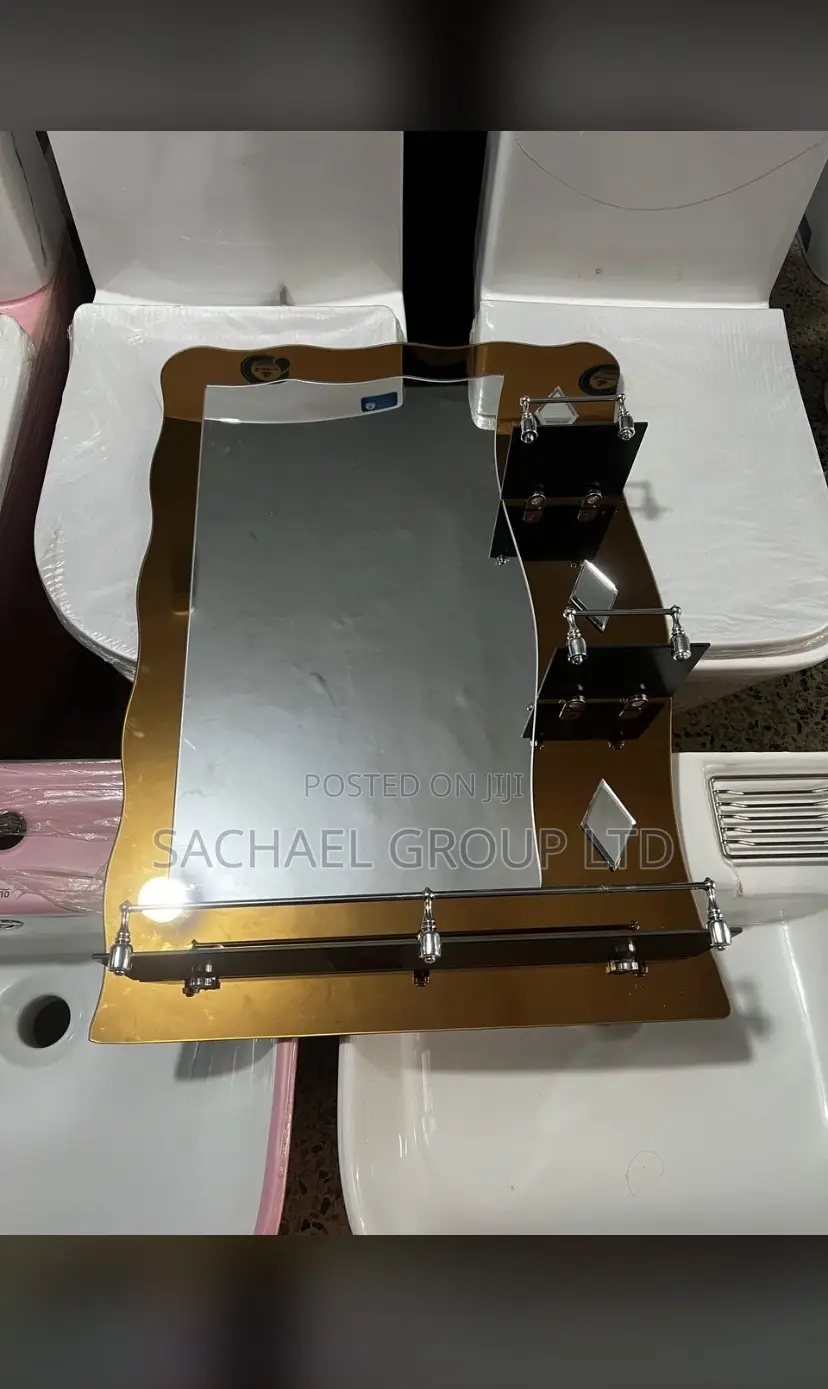 Exquisite Fabricated Mirrors