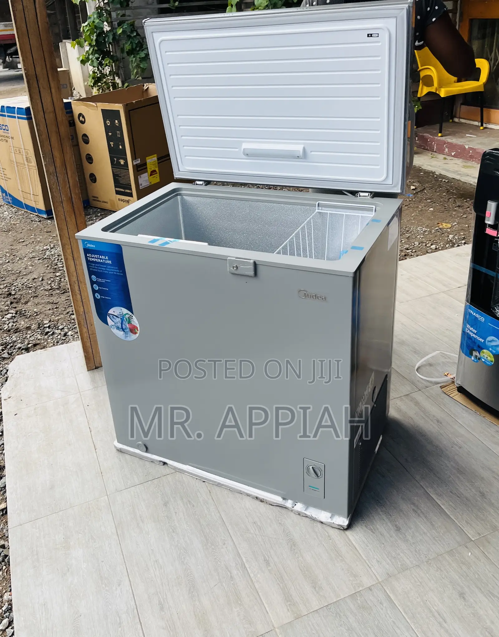 Energy Efficient Midea 200 Liters Electric Freezer.