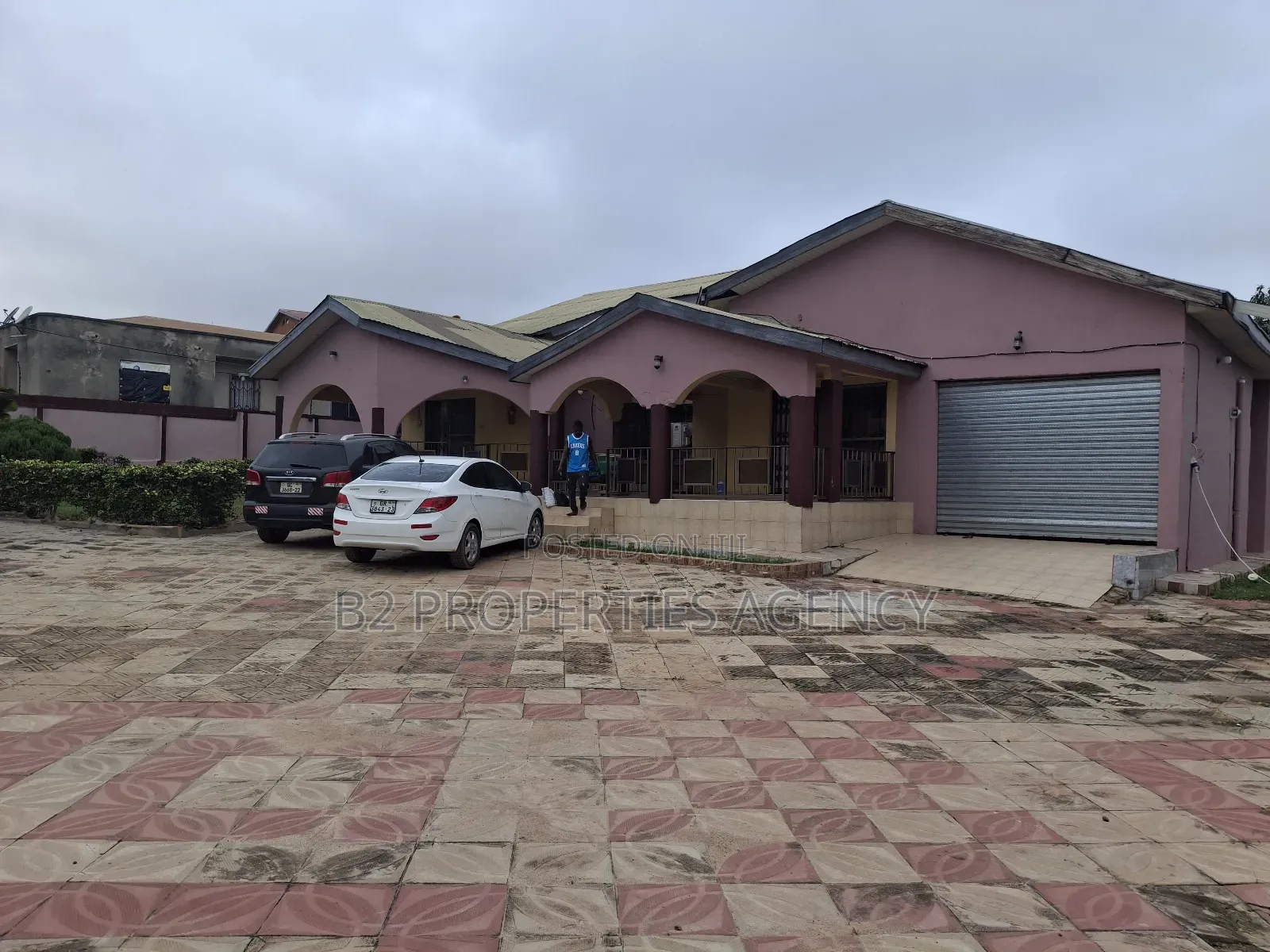 Furnished 5bdrm House in B2 Properties Agency, Kumasi Metropolitan