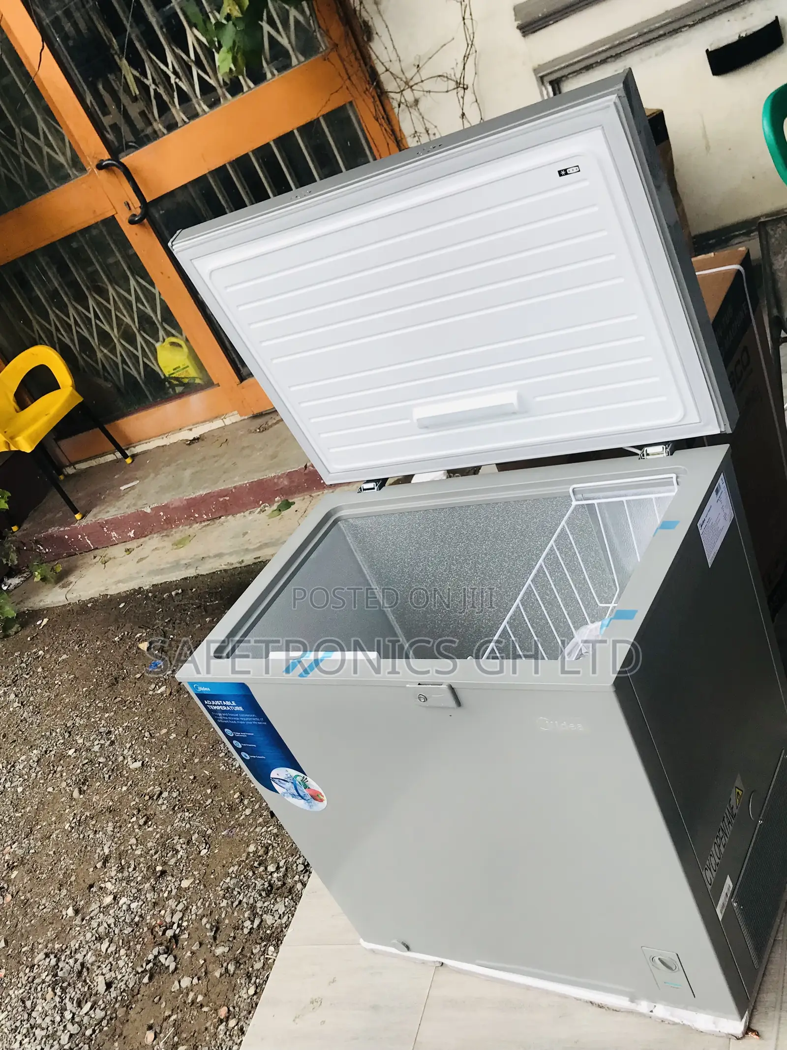 Kindly Grab Singledoor Midea 200 Liters Grey Freezer