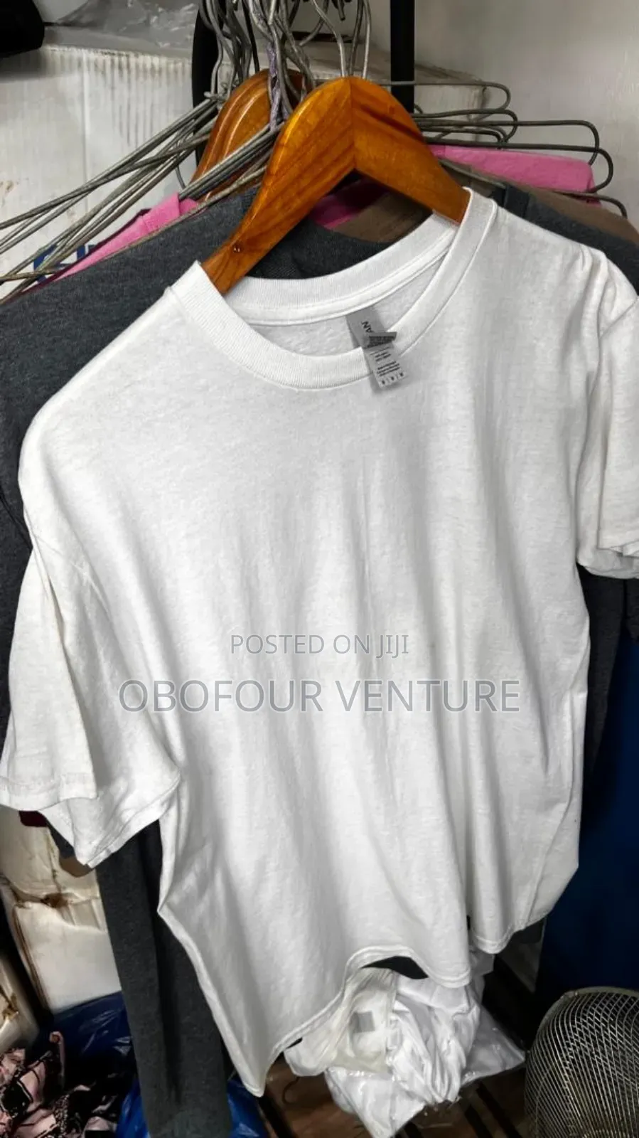Quality and Affordable Round Neck From Usa 6436