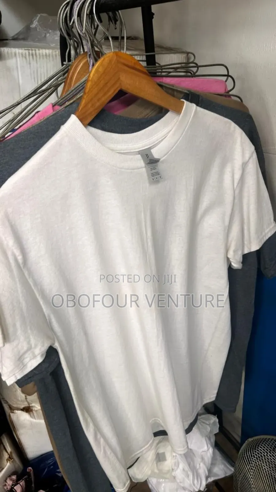 Quality and Affordable Round Neck From Usa 6436