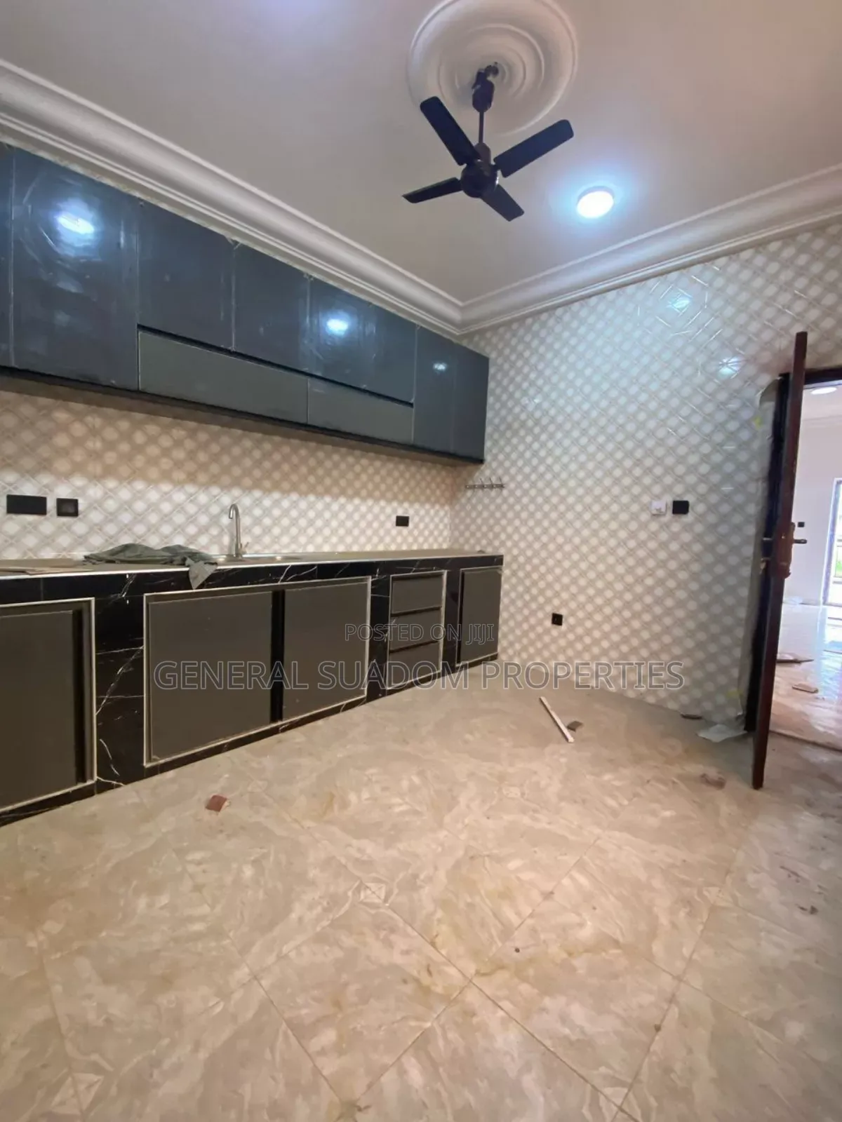 2bdrm Apartment in Suadom Properties, Baatsona Total for rent