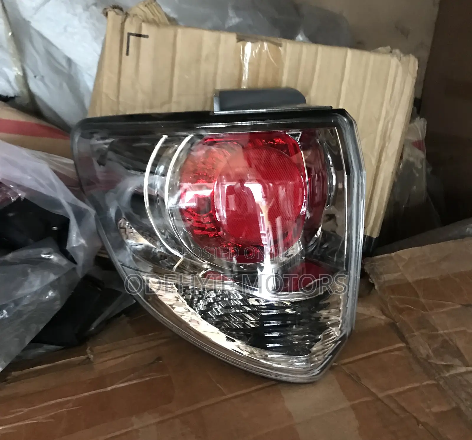 Toyota Fortuner 2011 Taillight