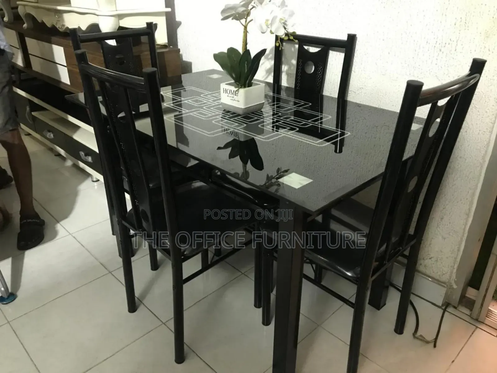 8mm Thick Glass Dining