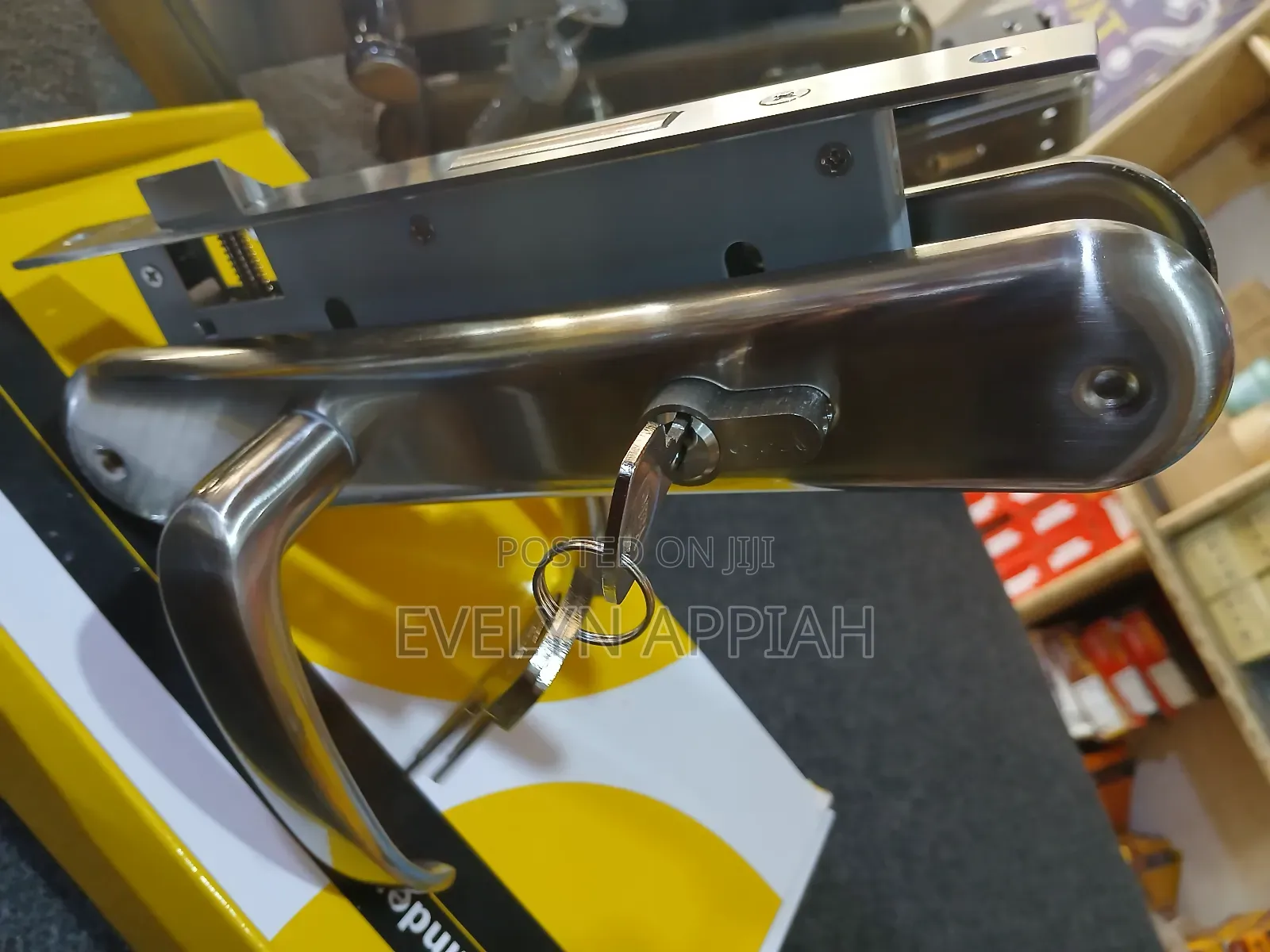 Yale Door Lock Siver
