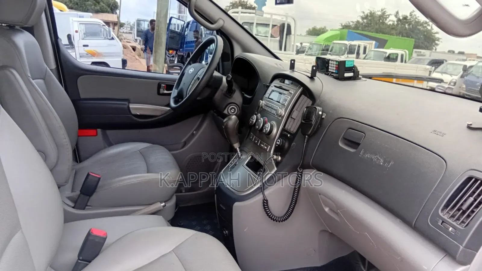 Hyundai Starex 2015 White