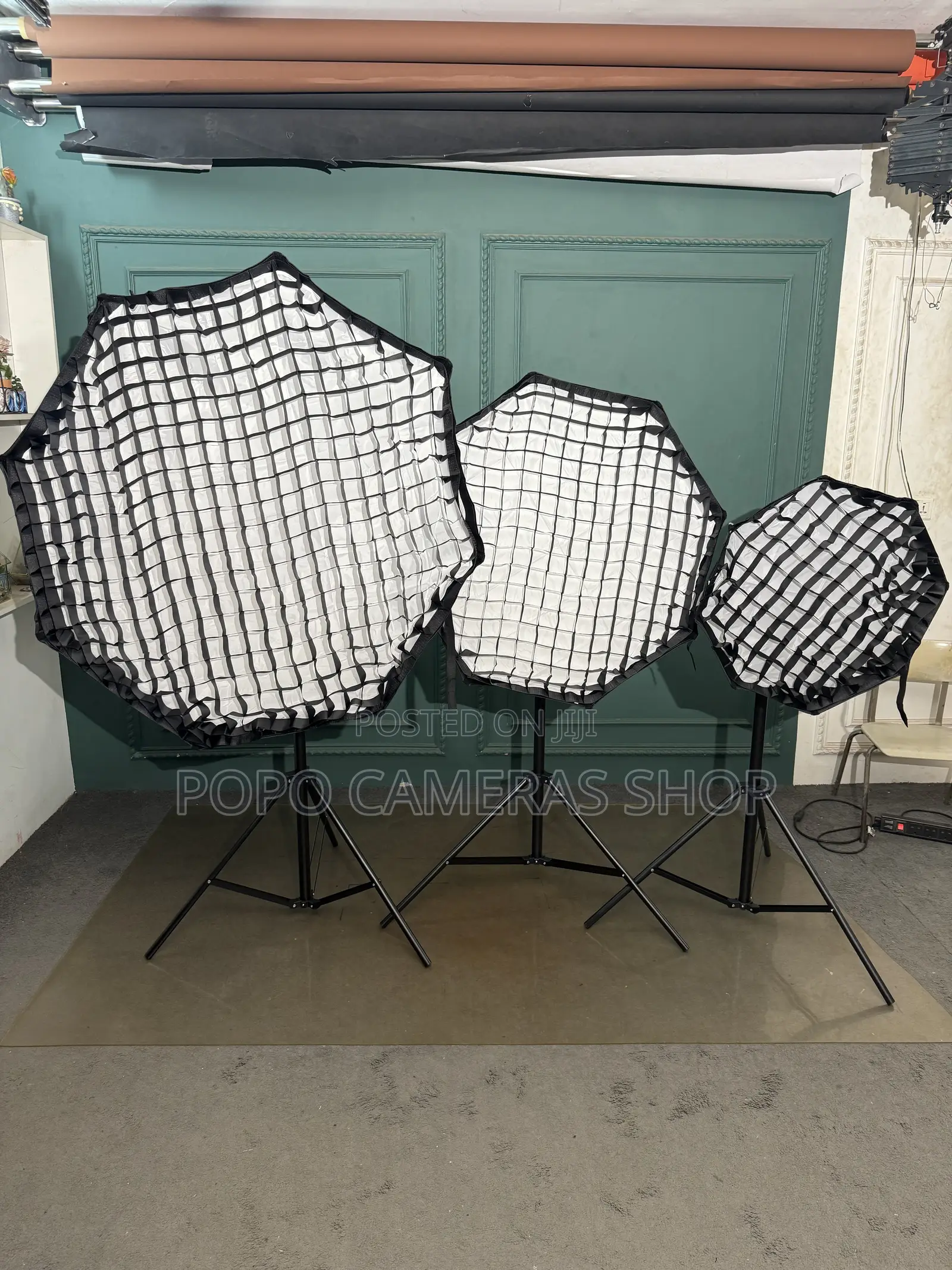 65cm Triopo Rapid Folding Softbox + Grid + Brackets