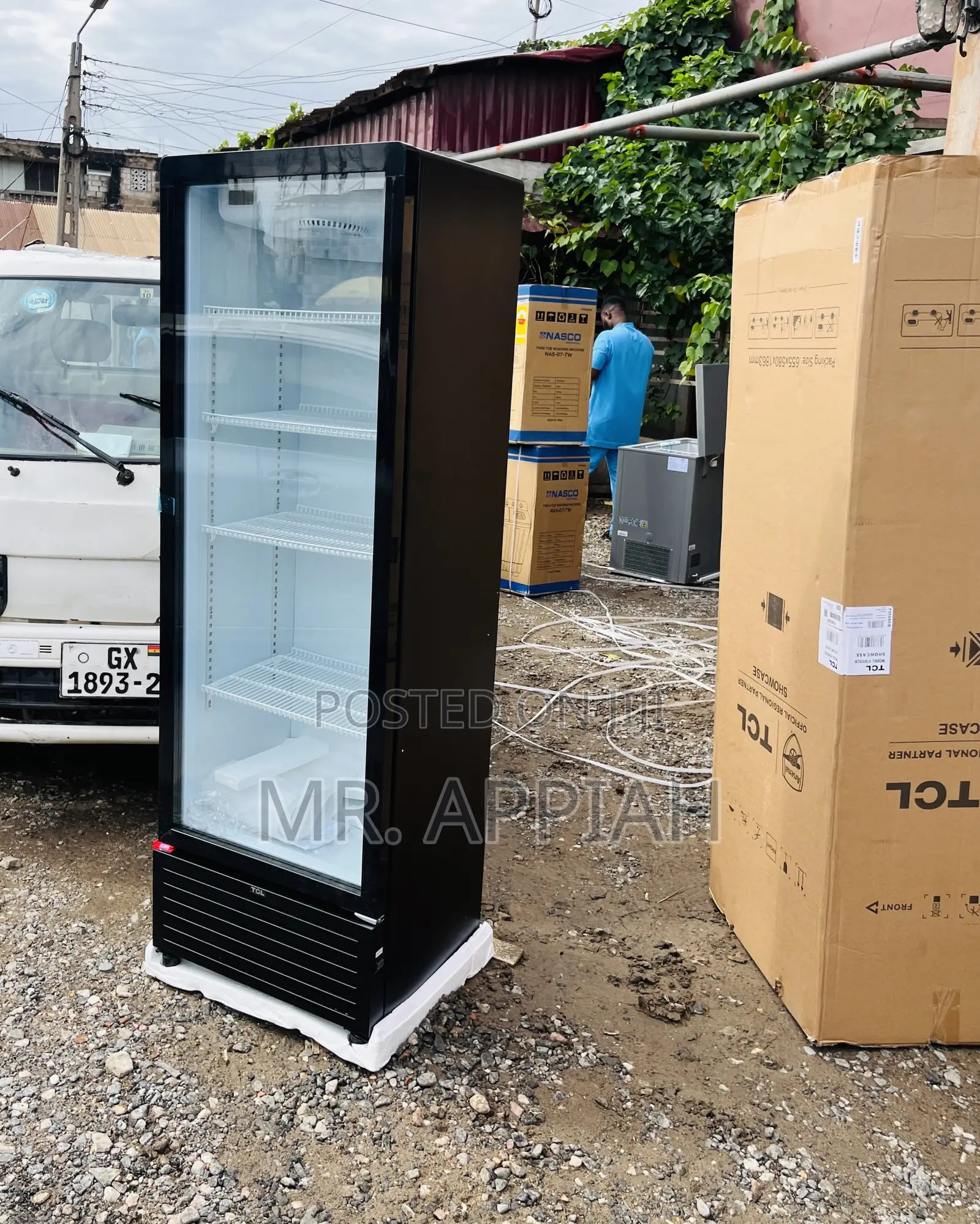 Convenient TCL F305cb 285litres Display Fridge(Single Door)
