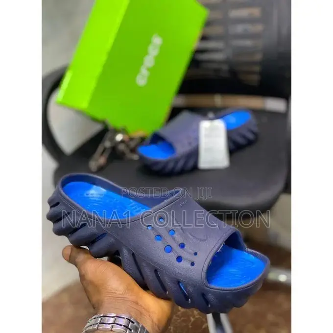 Unisex Echo Slides