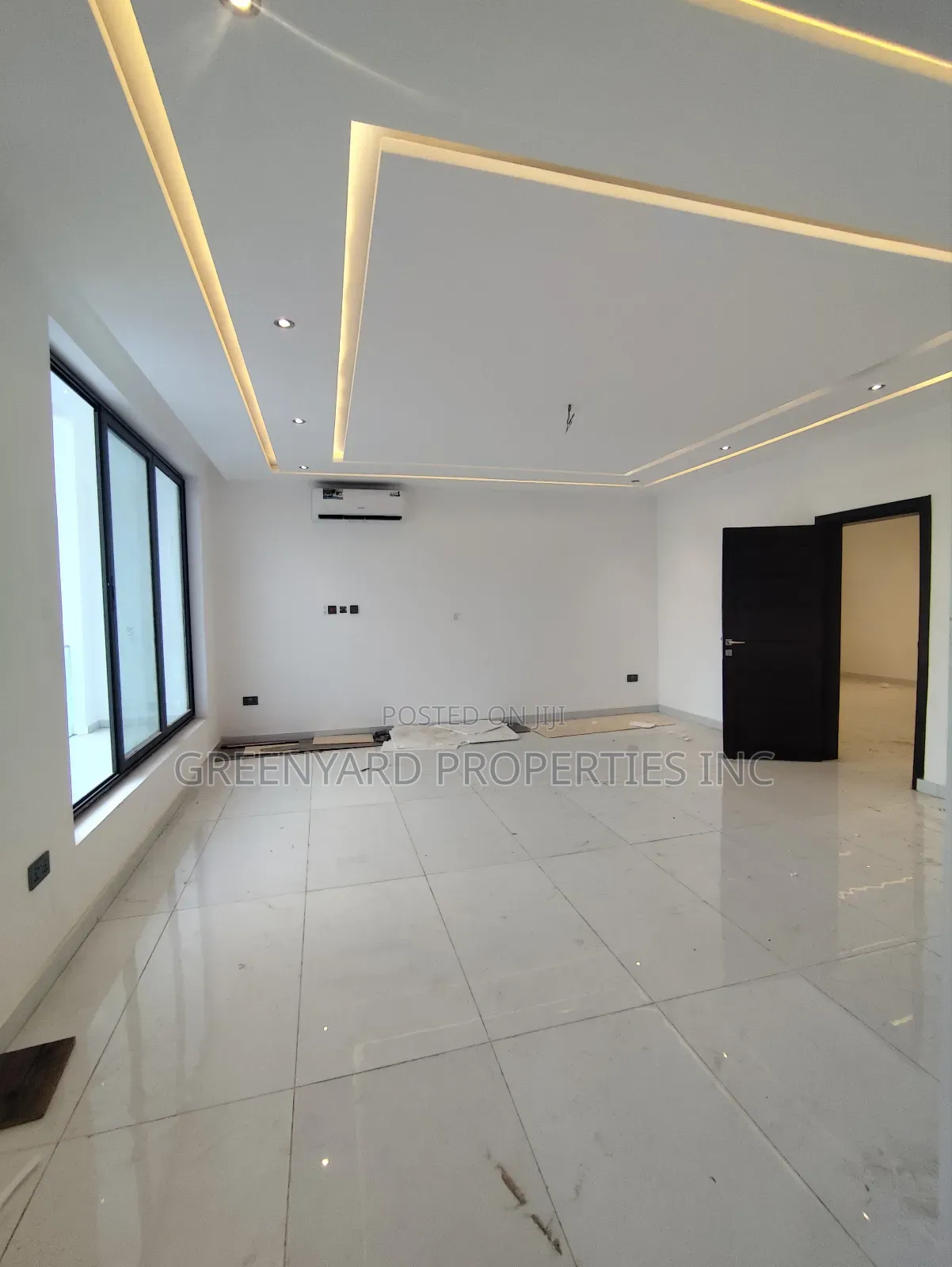 4bdrm House in School Junction, Ashaley Botwe for sale
