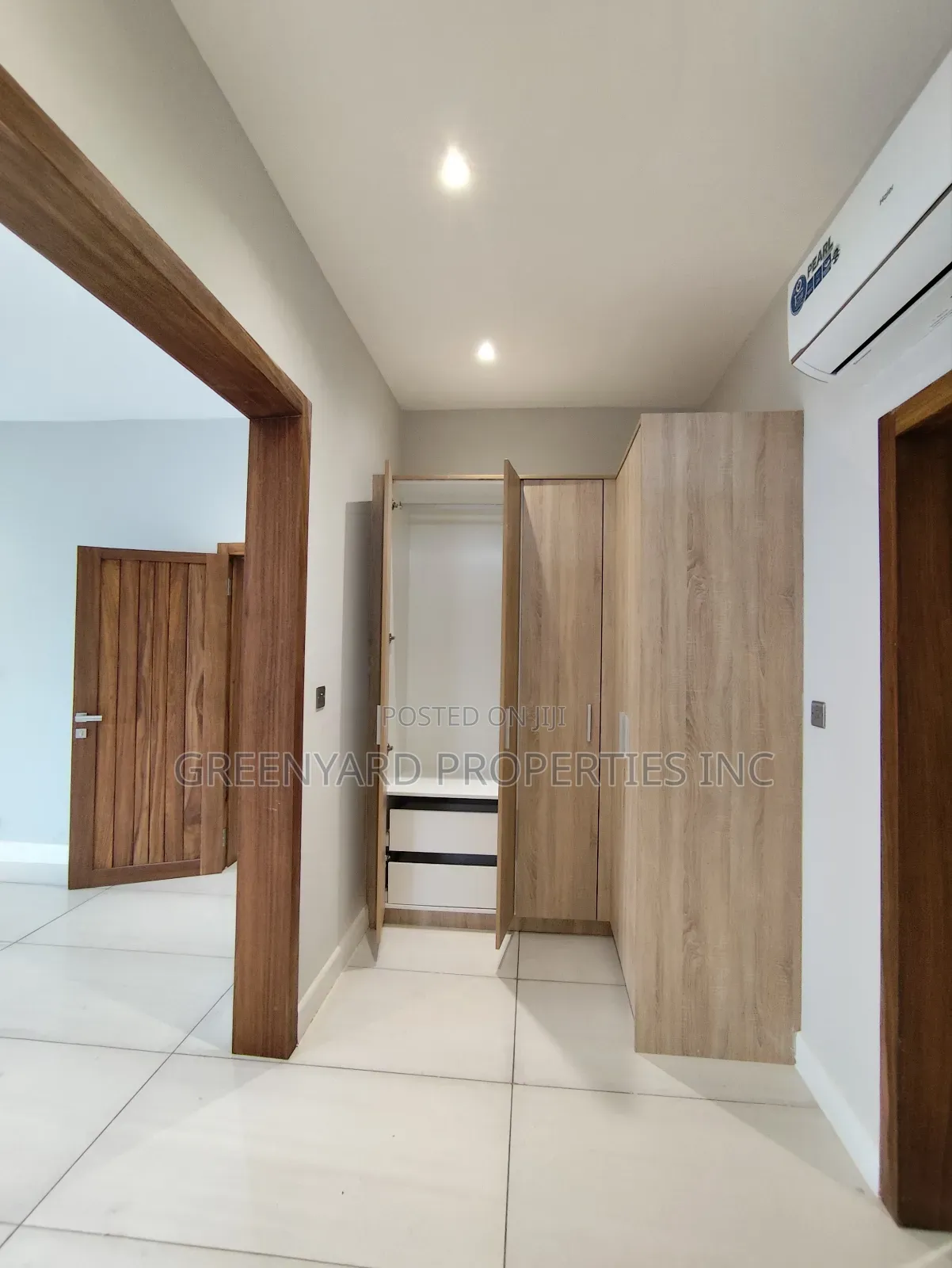 4bdrm House in Adjiringanor, East Legon for sale