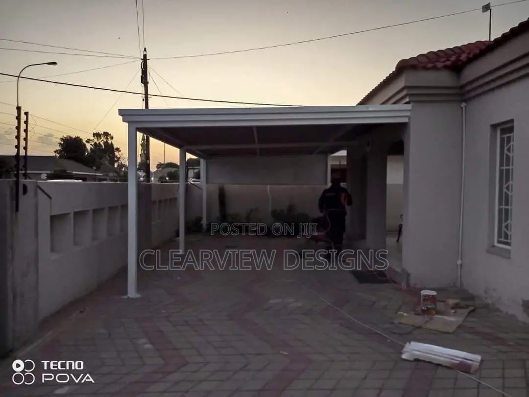 Robust Metal Pergola