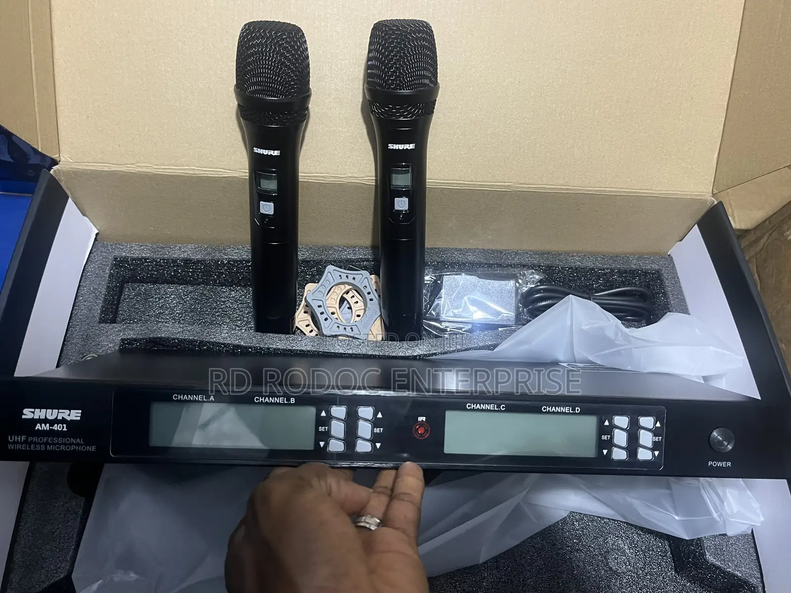 Professional 4 In 1 Microphone