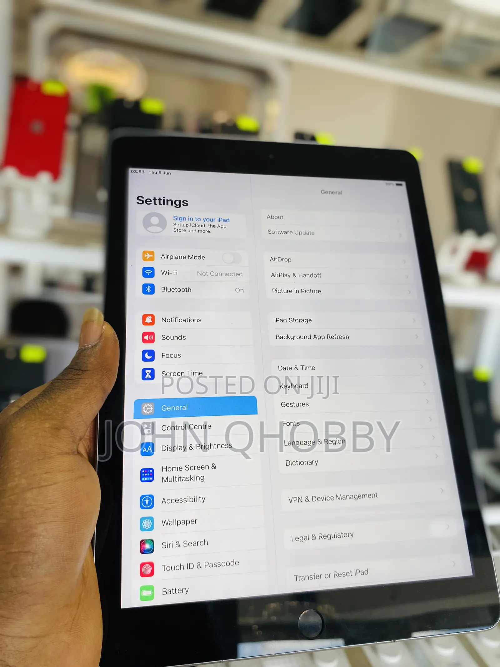 Apple iPad 9.7 32 GB Gray