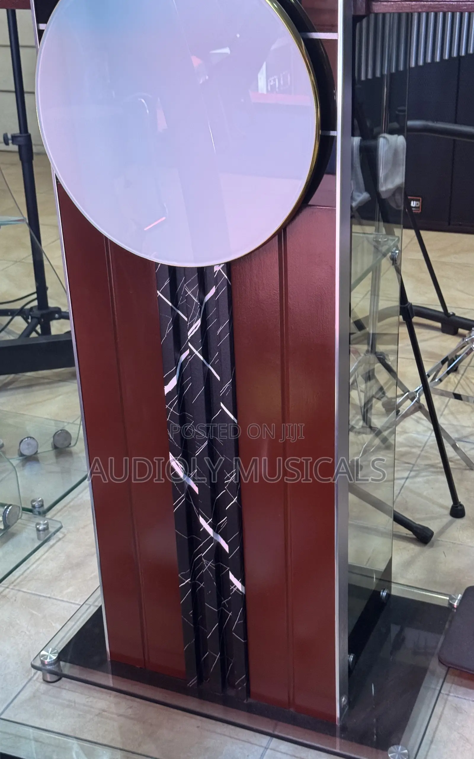 Classic Glass Pulpit for Churches