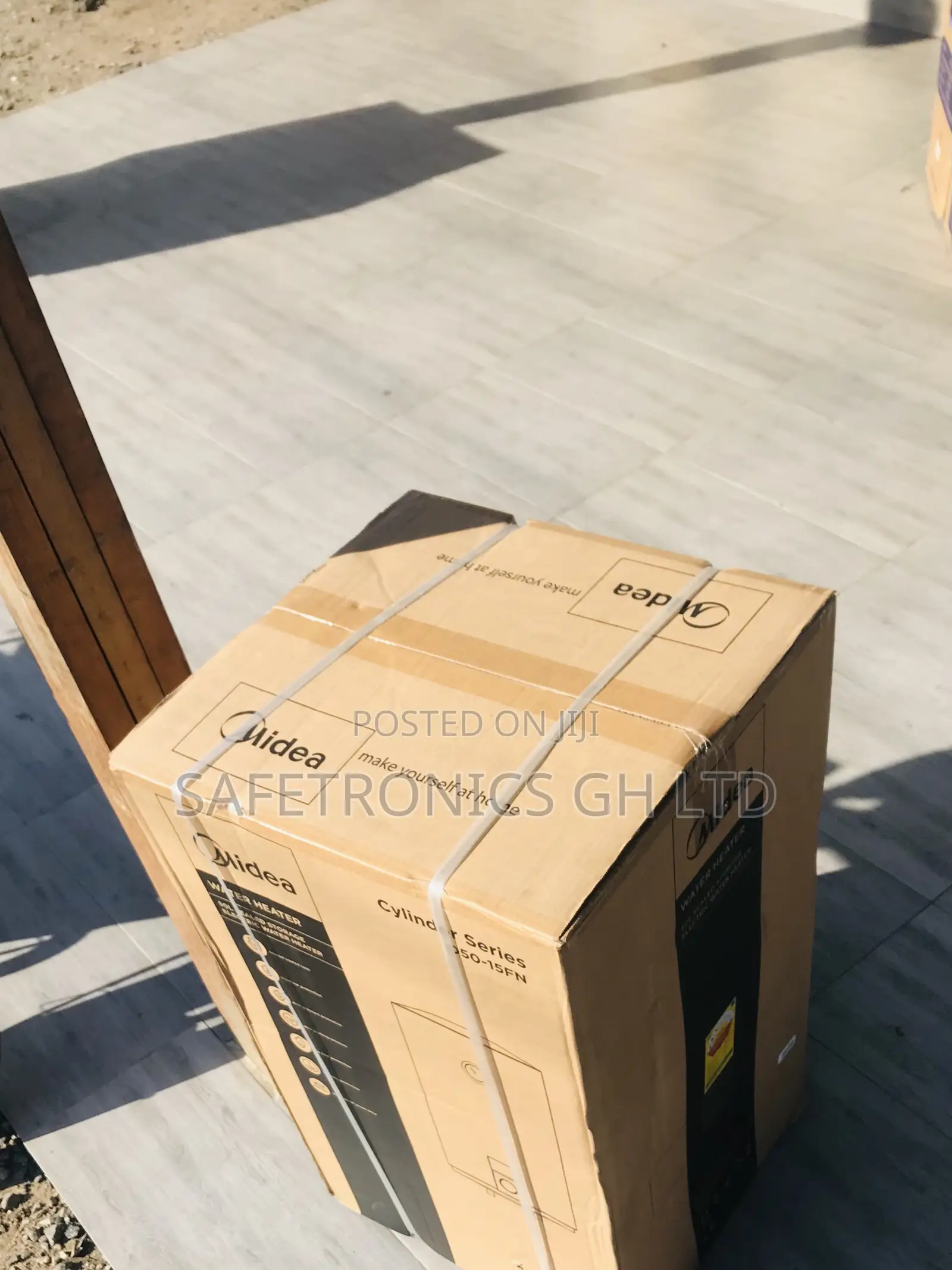 Accurate New Electric 50 Liters White Water Heater