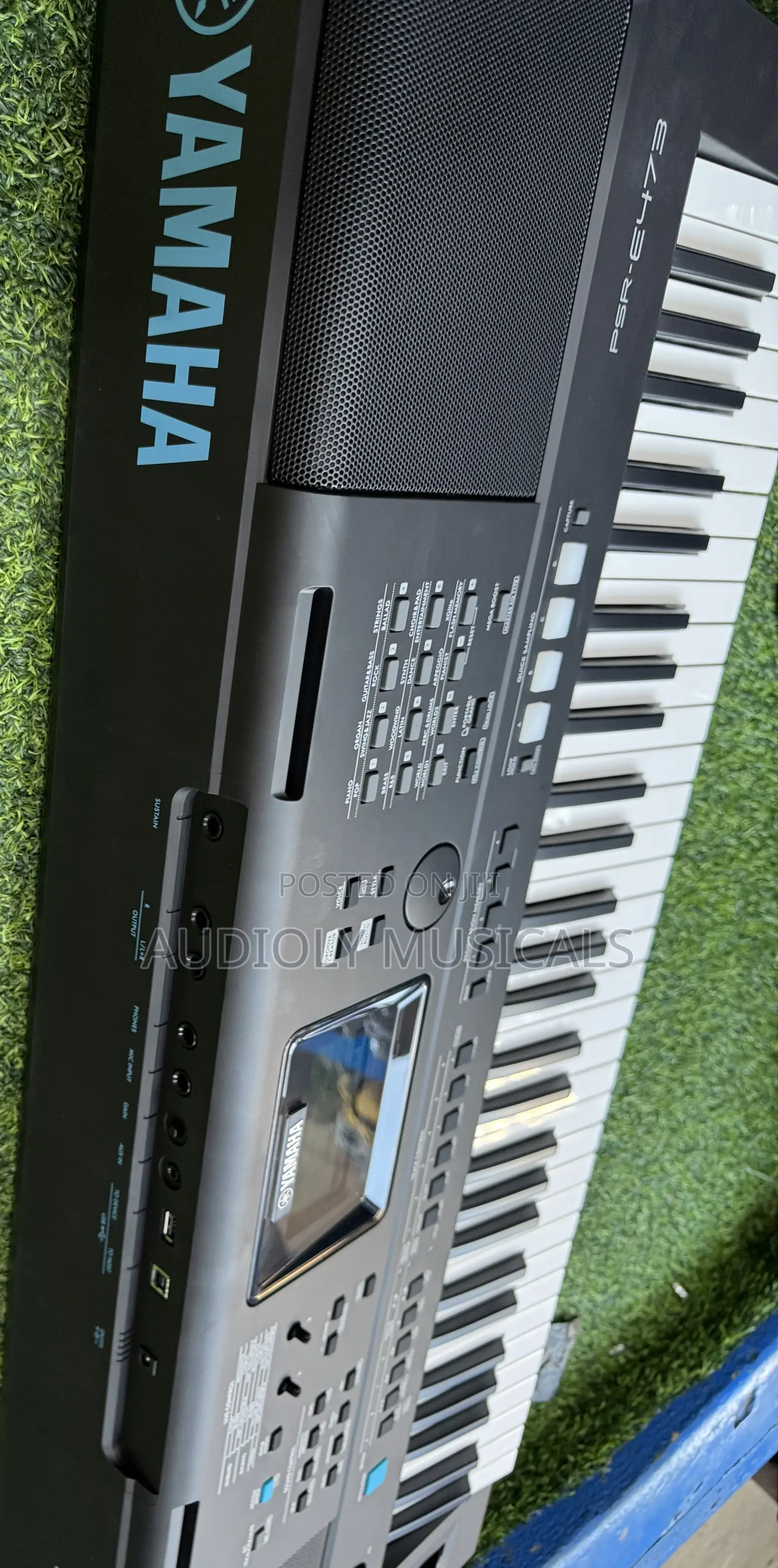 E Series Yamaha PSR (E)473 Keyboard